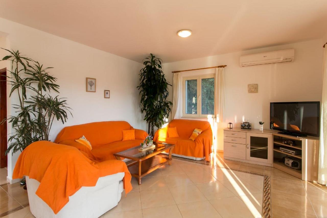 Bodul Vacation Apartment Затон Екстер'єр фото