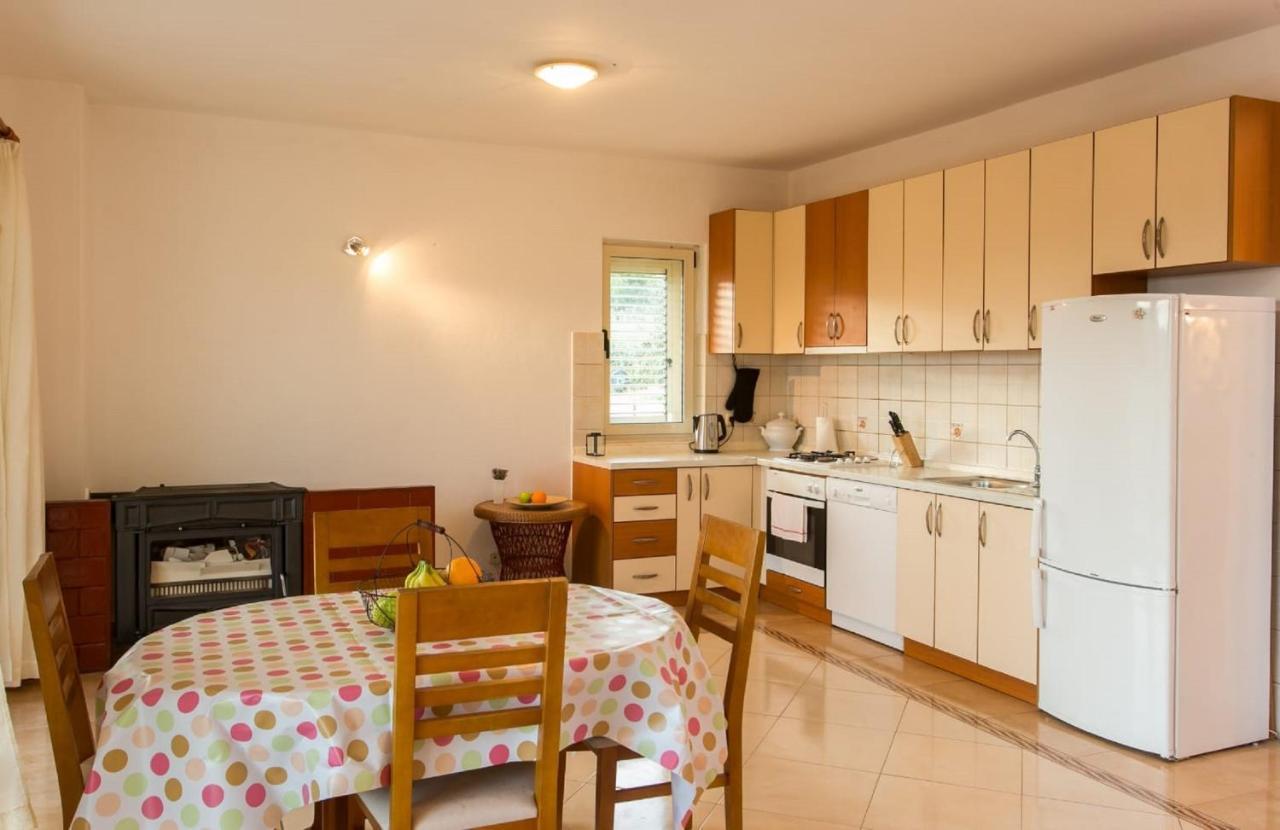 Bodul Vacation Apartment Затон Екстер'єр фото